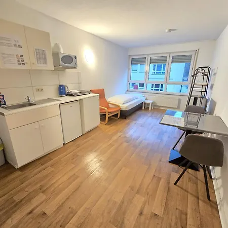 Efde Boardinghouse Aparthotel 3*