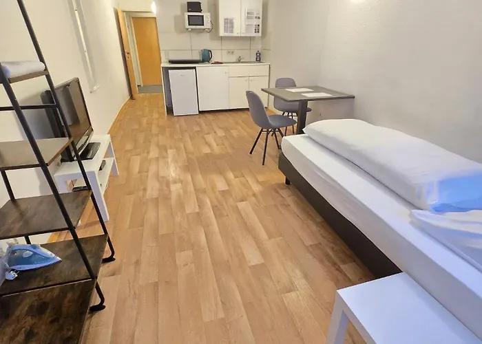 Efde Boardinghouse Apartahotel