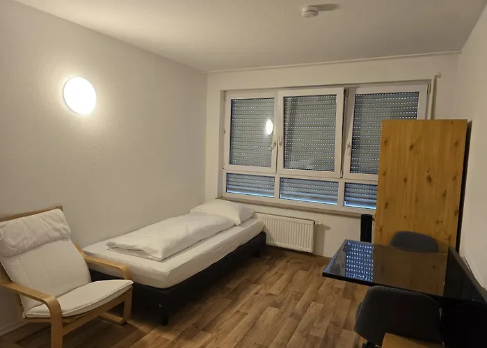 Efde Boardinghouse Apartahotel 3*